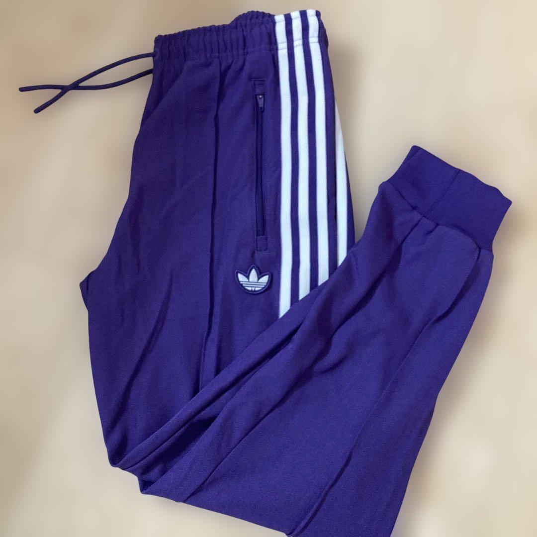 新品未使用タグ付き‼︎adidas×Realマドリード　トラックパンツ紫ジャージL