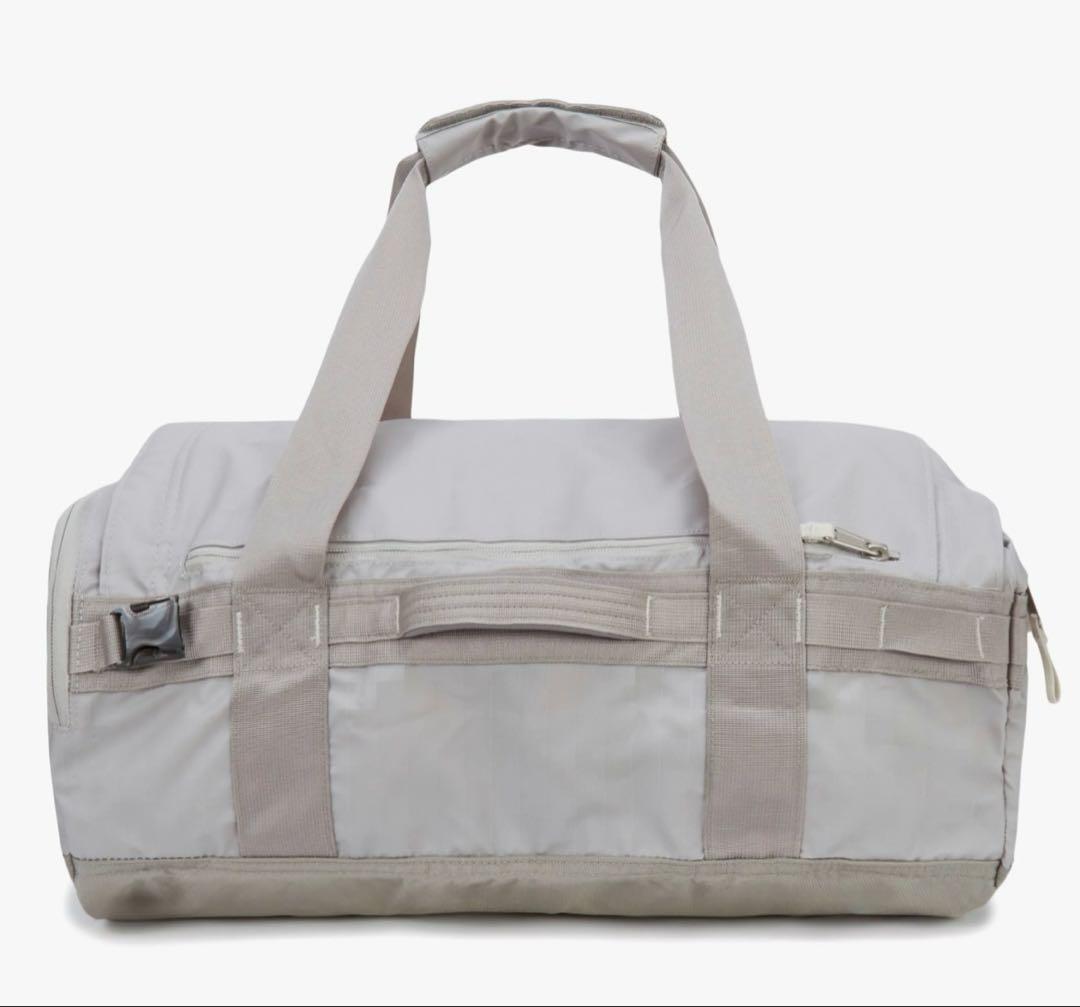 ノースフェイスBASE CAMP VOYAGER DUFFEL 42L リュック