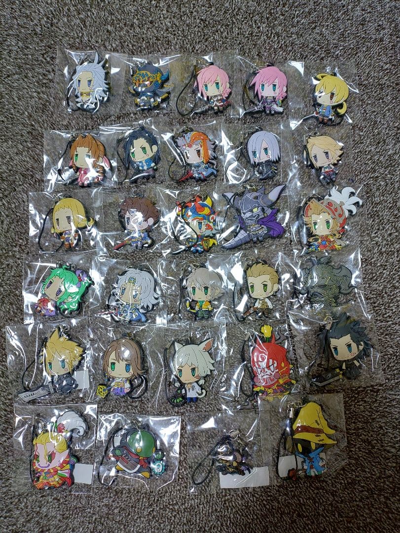 ファイナルファンタジー トレーディングラバーストラップ vol1〜8 コンプ