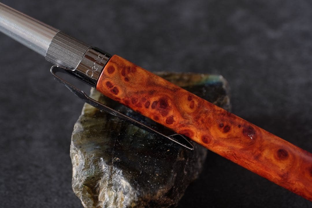 PG5木軸カスタム0178　高村杢工房 製図用シャープペンシル　極上の花梨瘤紅白