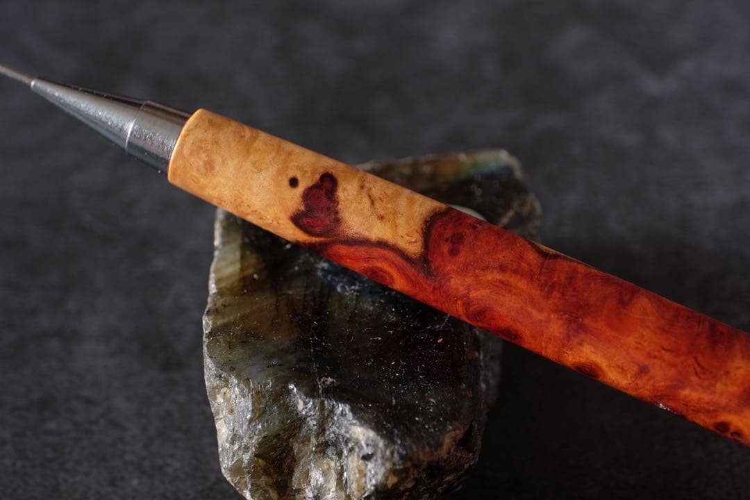 PG5木軸カスタム0178　高村杢工房 製図用シャープペンシル　極上の花梨瘤紅白