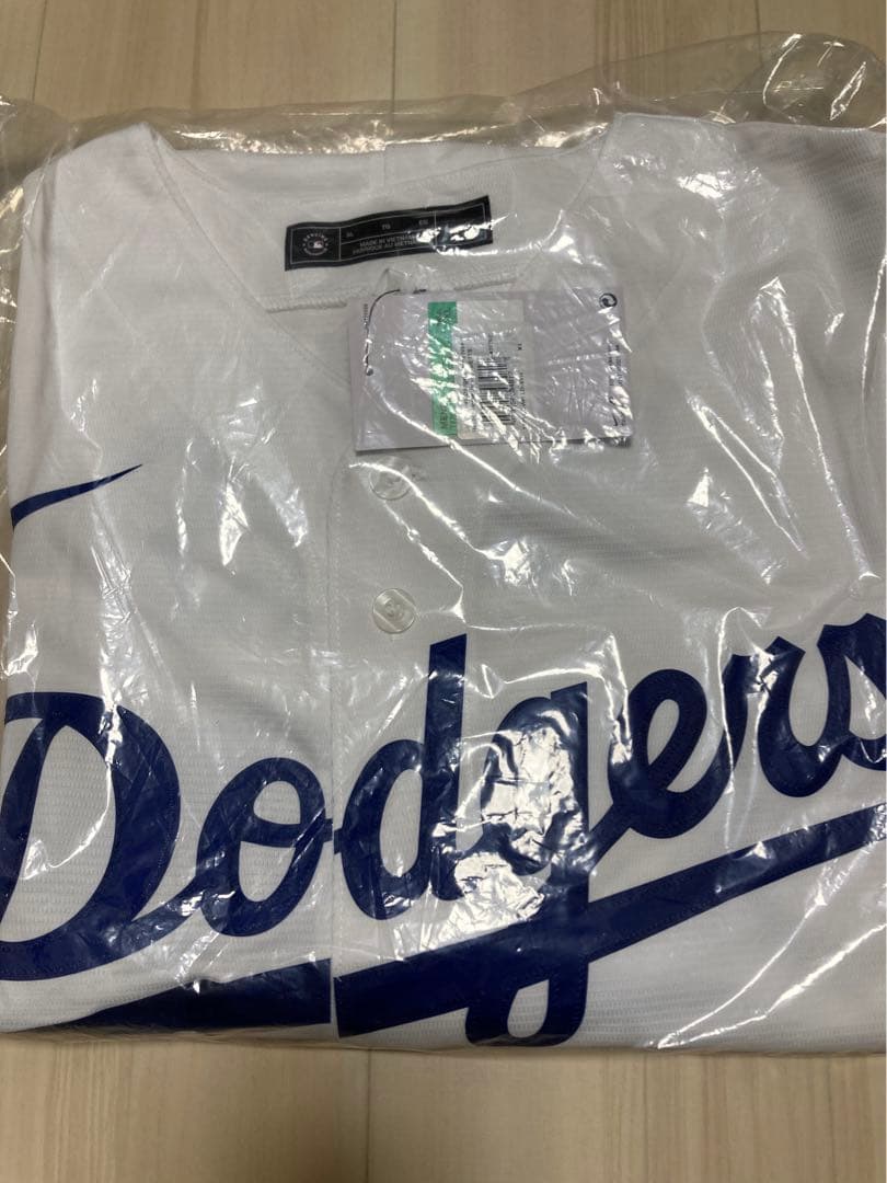 ムーキーベッツ　ホームレプリカユニフォーム　ドジャース MLB公式