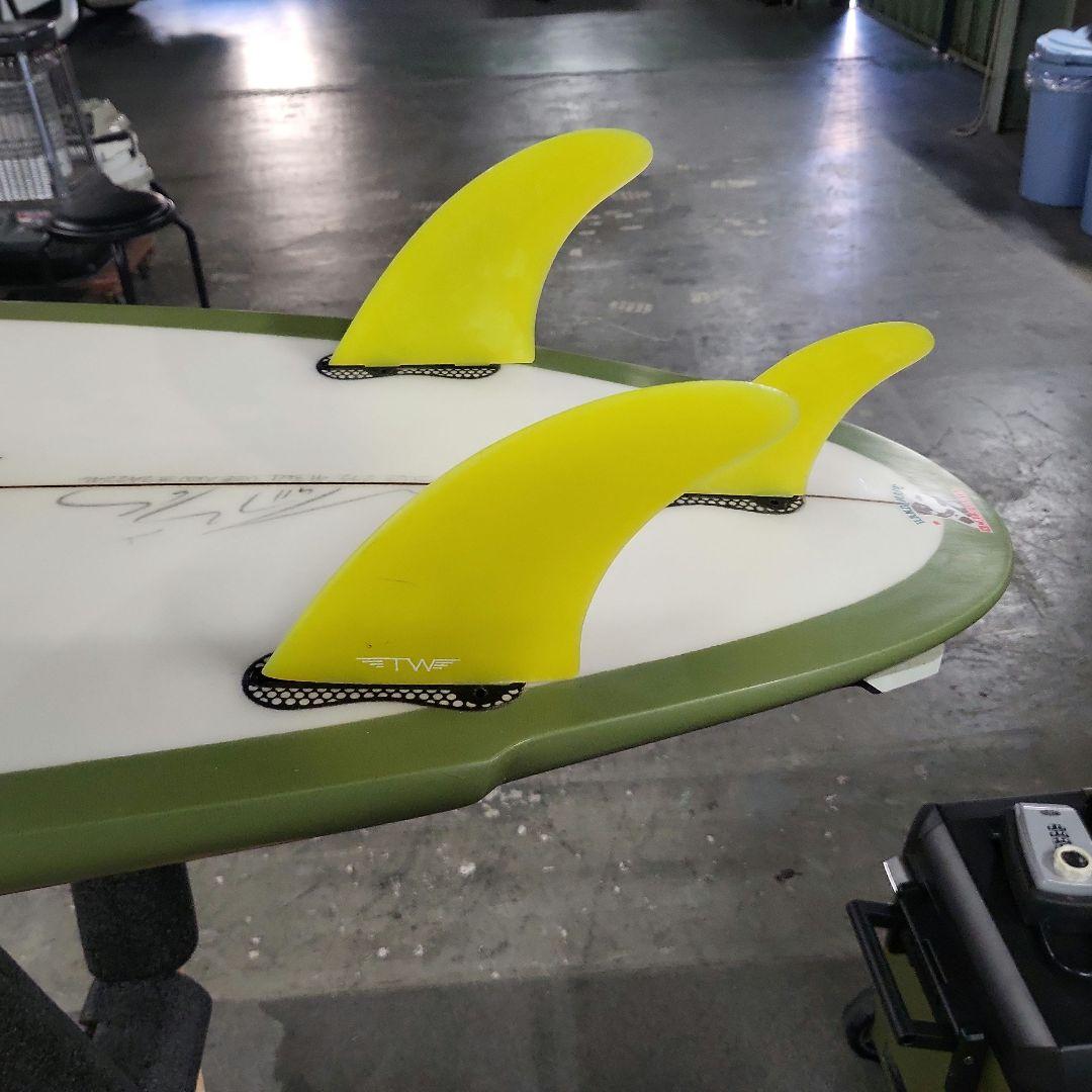 送料込みRETRO RIPPER 6.3 41.3Lフィン付き