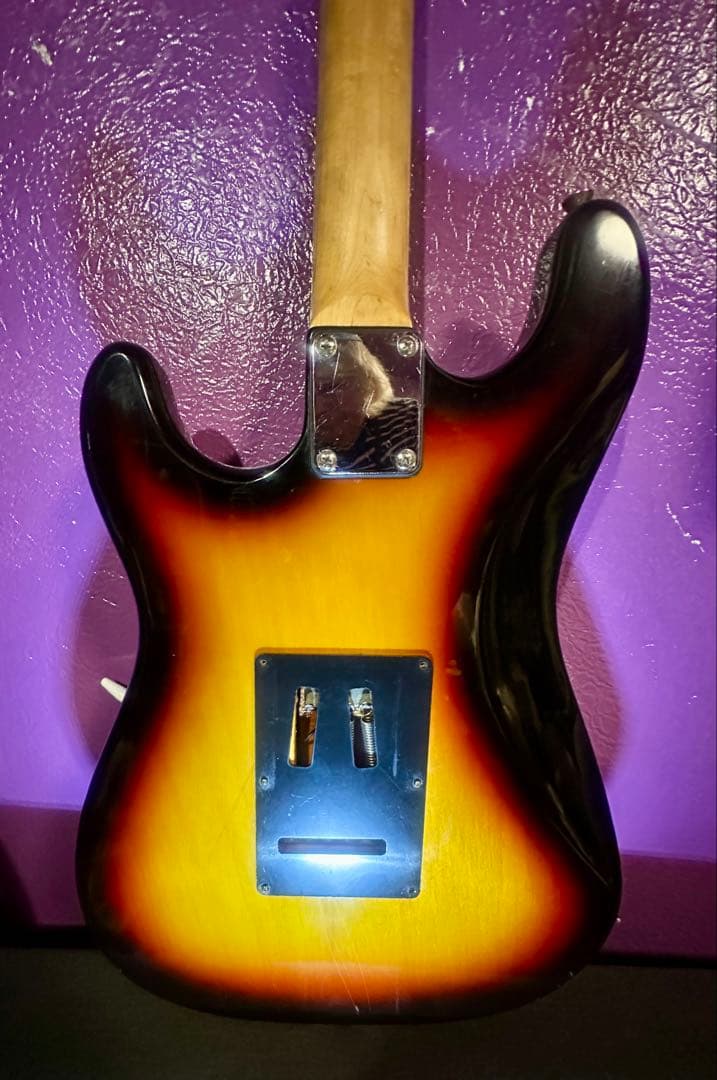 Samick ストラトキャスター サンバースト