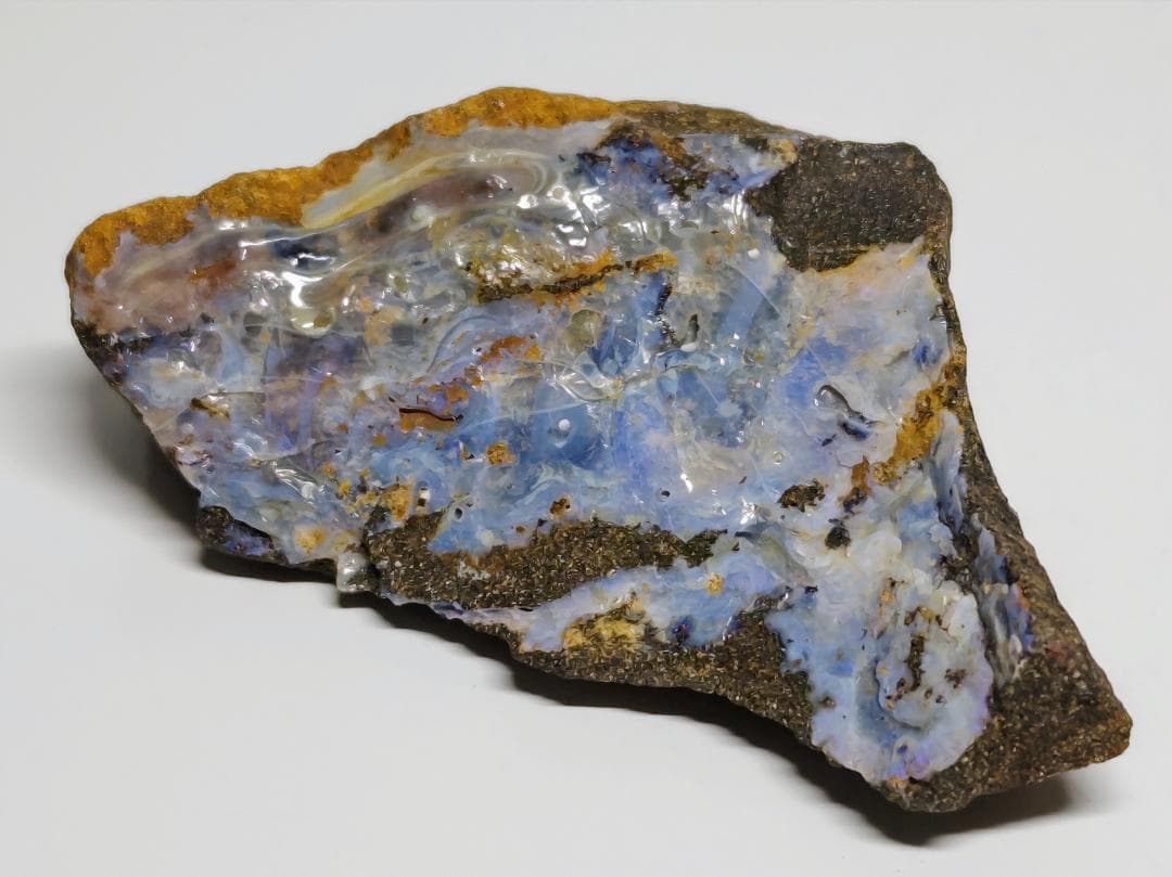 H-5 ボルダーオパール 42g 蛋白石 原石 鑑賞石 自然石 鉱石 鉱物 鉱石