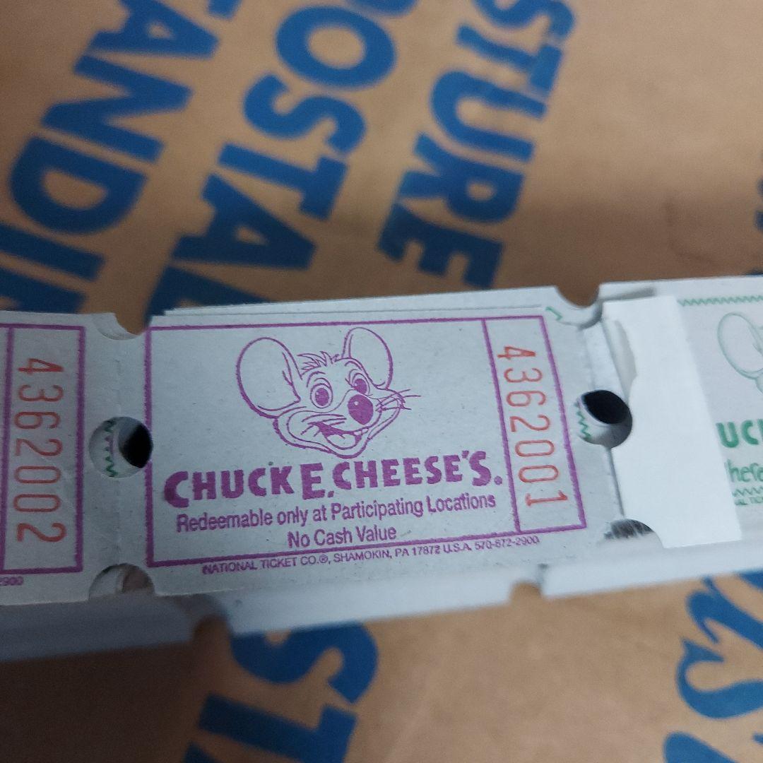 チャッキーチーズ　チケット束