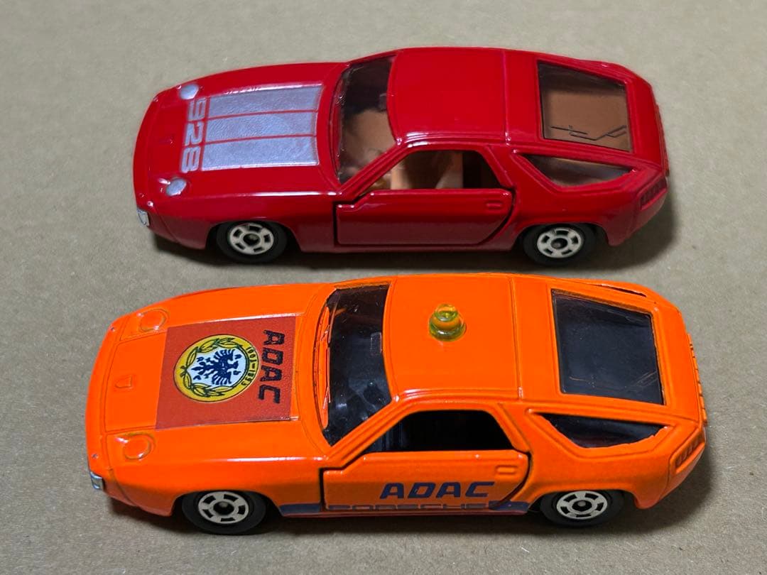 トミカ ポルシェ 928 2台セット ADACペースカー