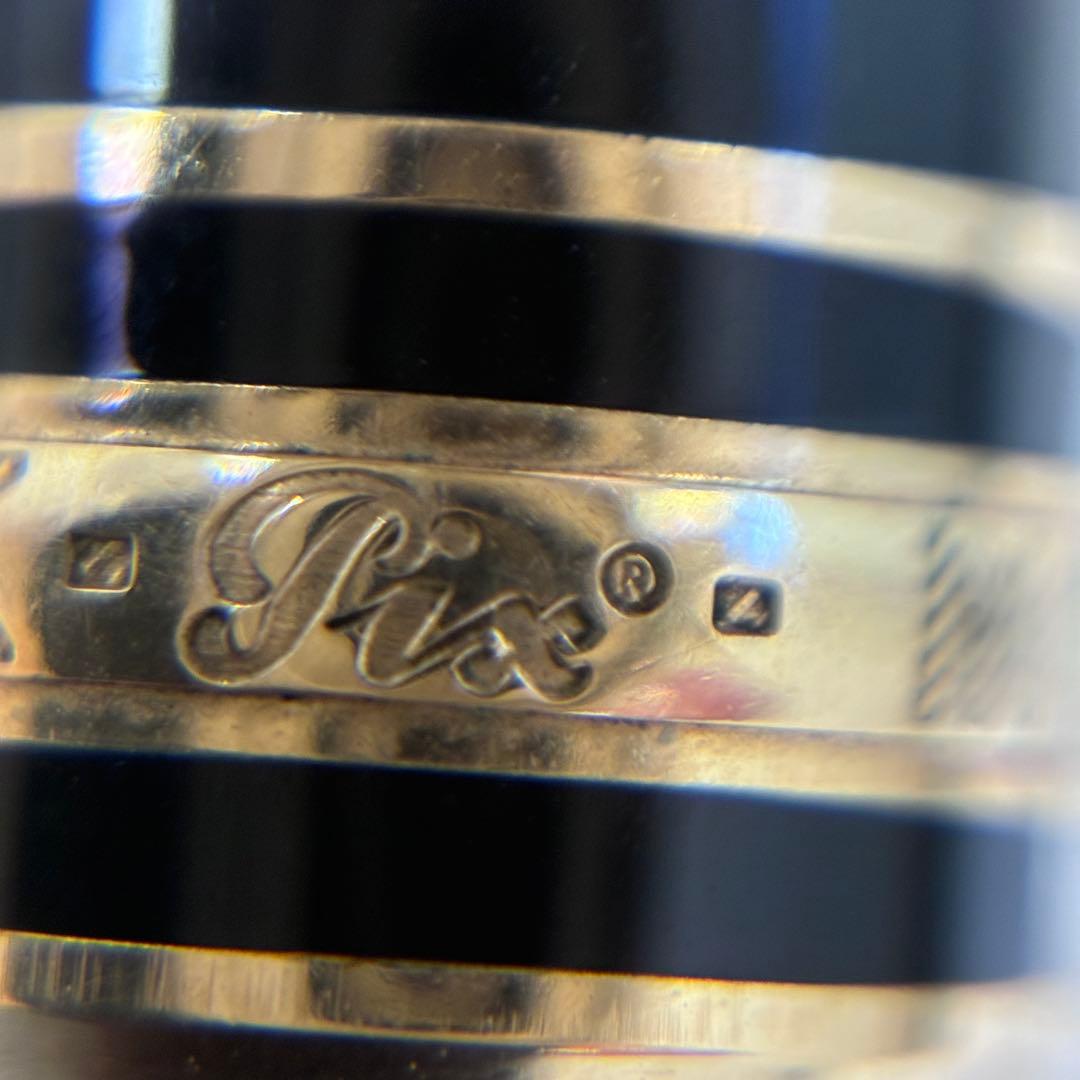 ◇MONTBLANCの万年筆とボールペンのセットです。