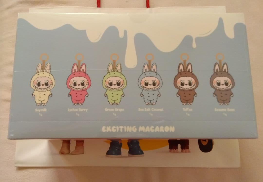 THE MONSTERS Exciting Macaron ぬいぐるみ 1box