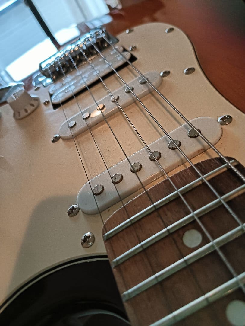 メイビスMavisエレキギター　イシバシ楽器　高級ギグバッグ付　未使用に近い美品