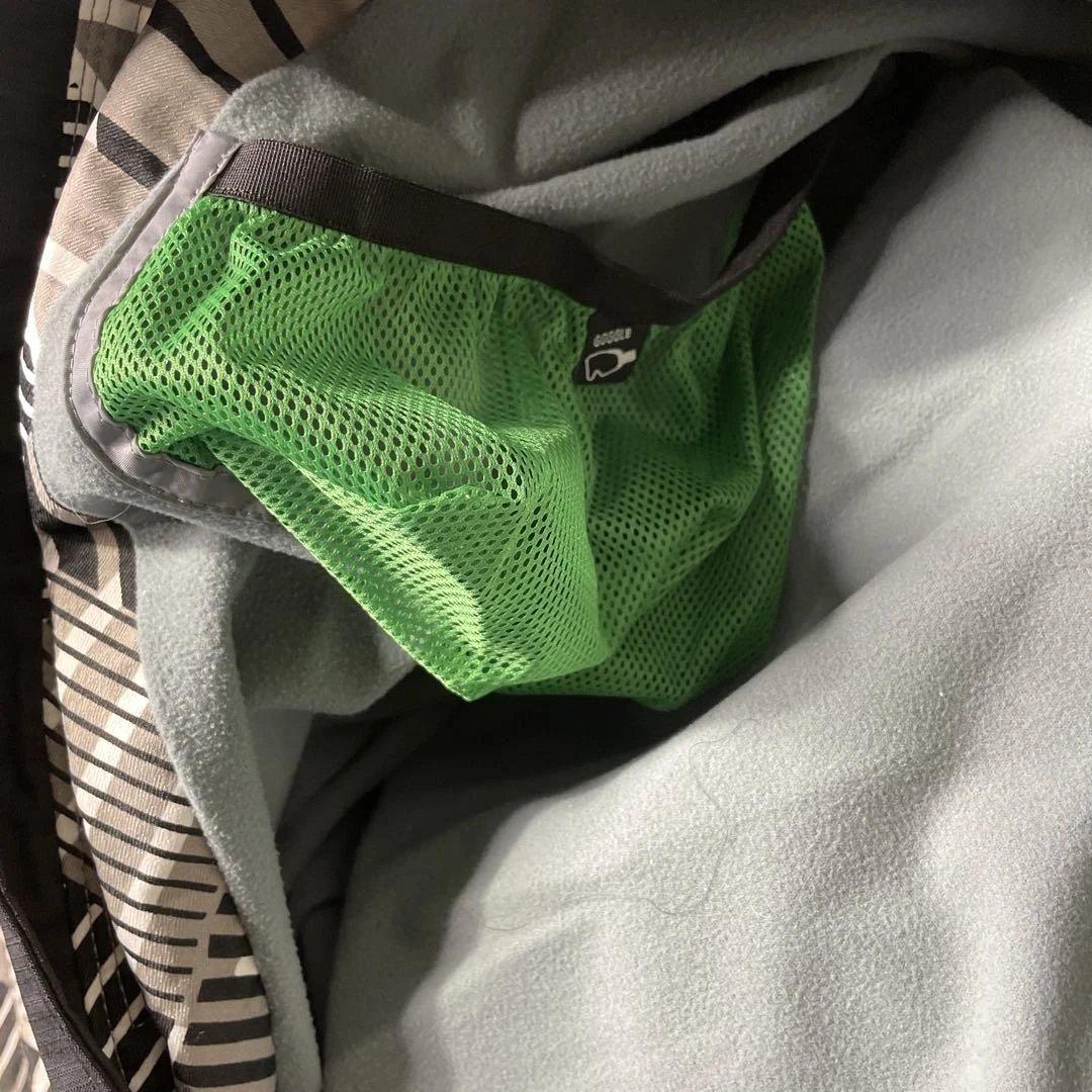 【mh/1.20/11】ESTIVO 総柄スノーボードウェアつなぎ XLサイズ