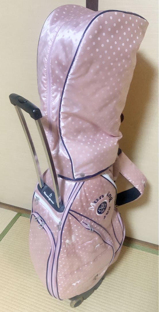 マンシングウェア キャスター付きキャディバッグ LQ1168 オールドローズ