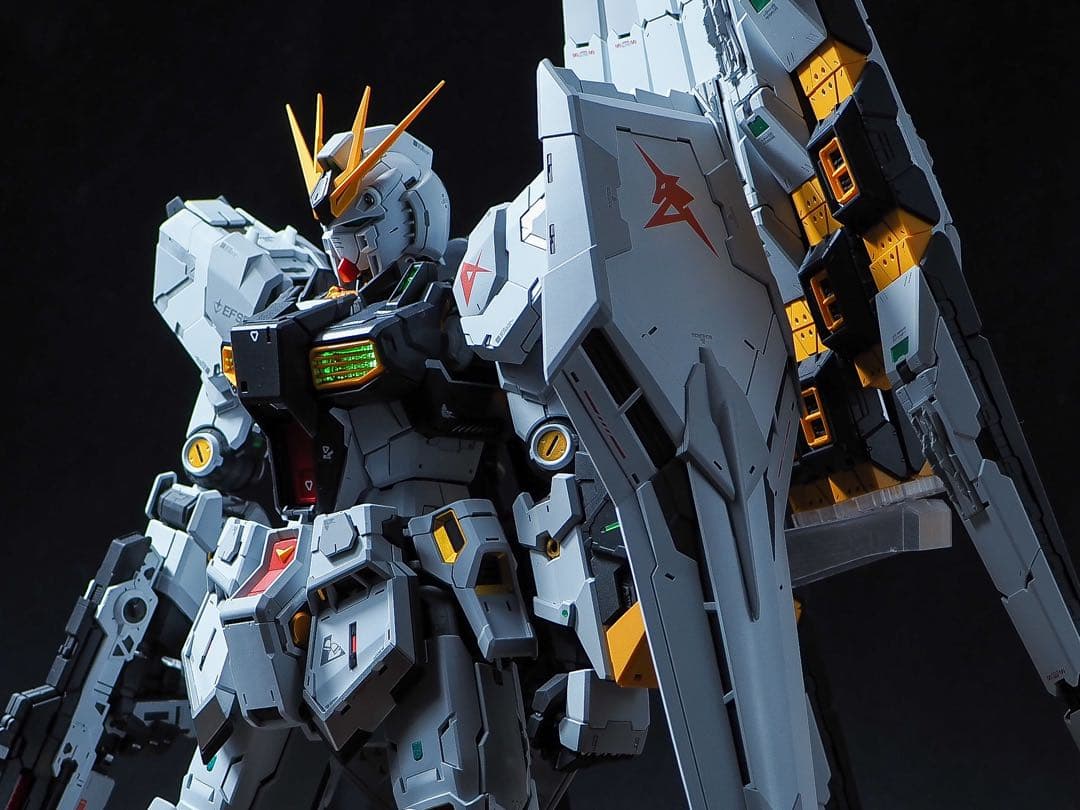 PG UNLEASHED 1/60 νガンダム　全塗装　完成品　uvカット