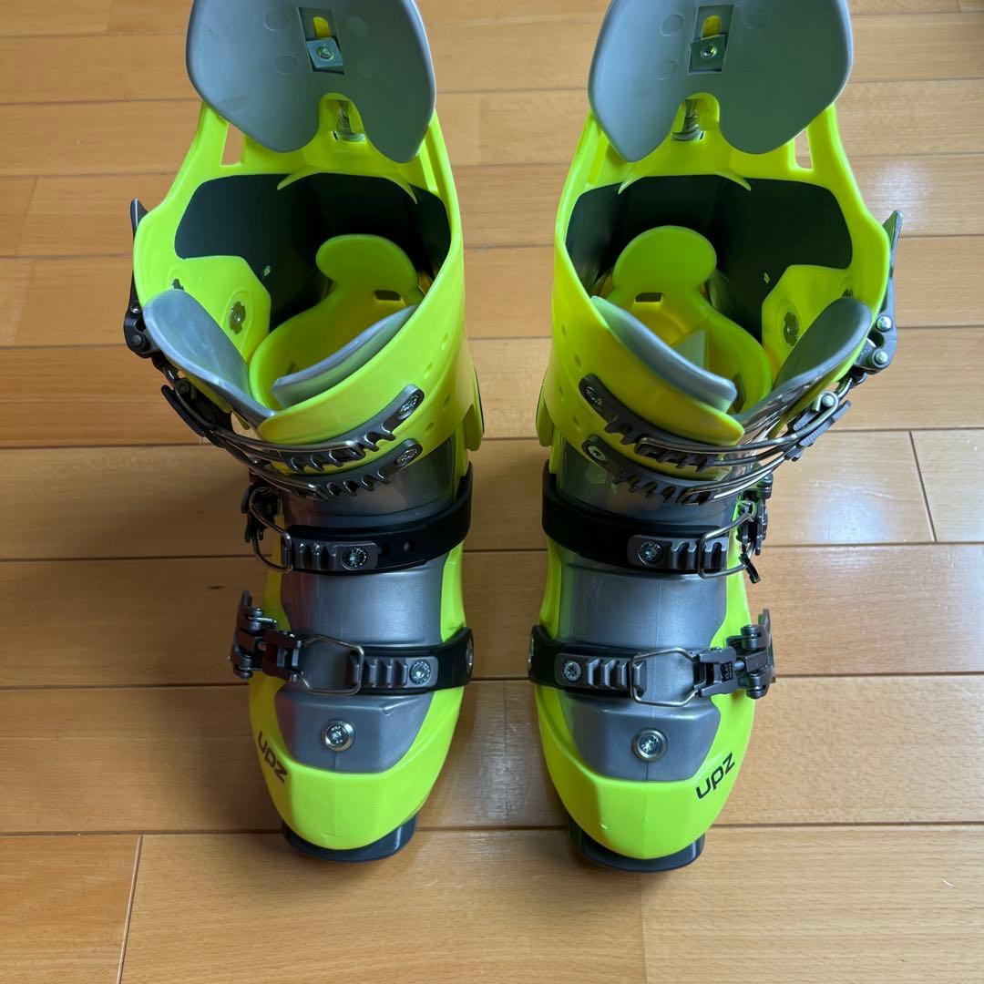 23-24 UPZ RCR shell2 シェルのみ