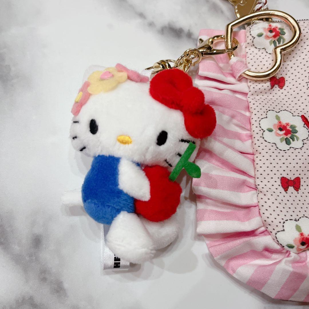 【新品】Cath Kidston × Hello Kitty ティッシュポーチ