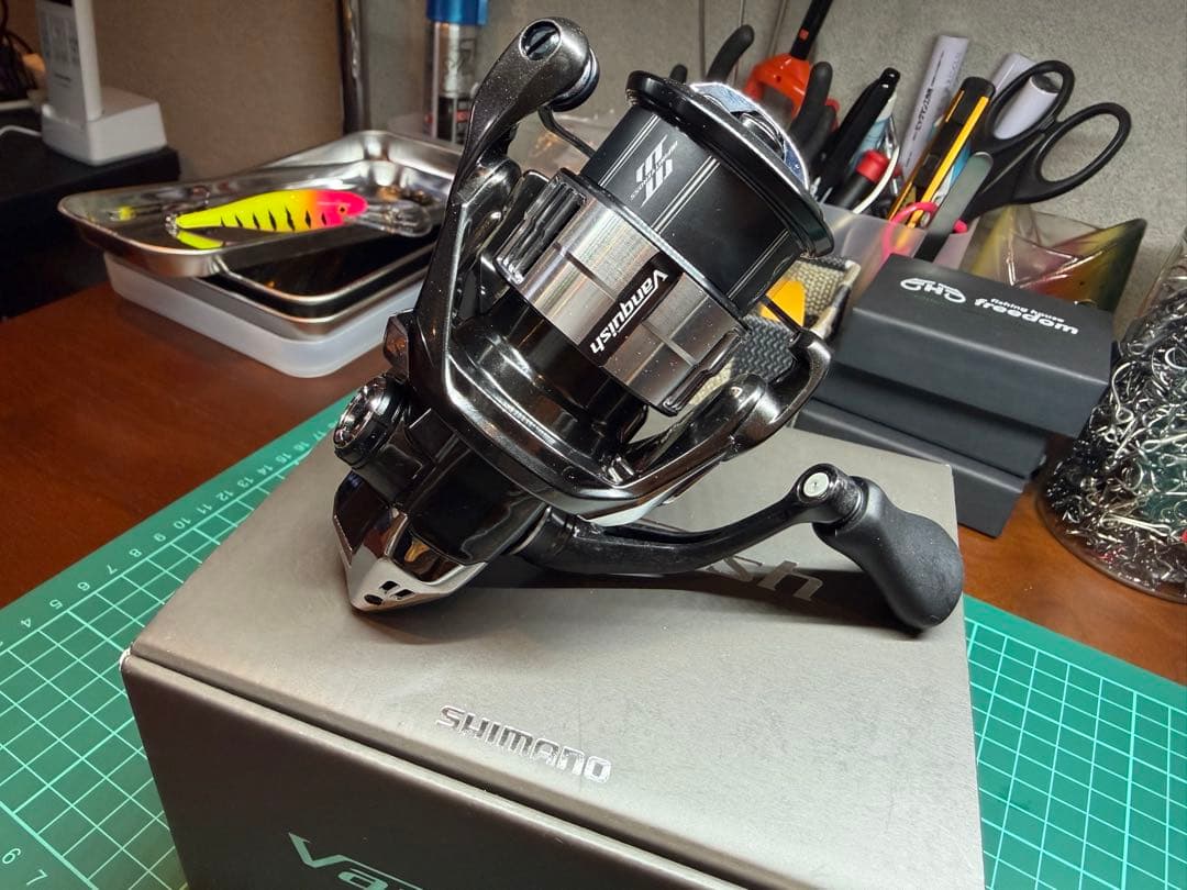 【未使用】シマノ　23ヴァンキッシュ C2000SHG