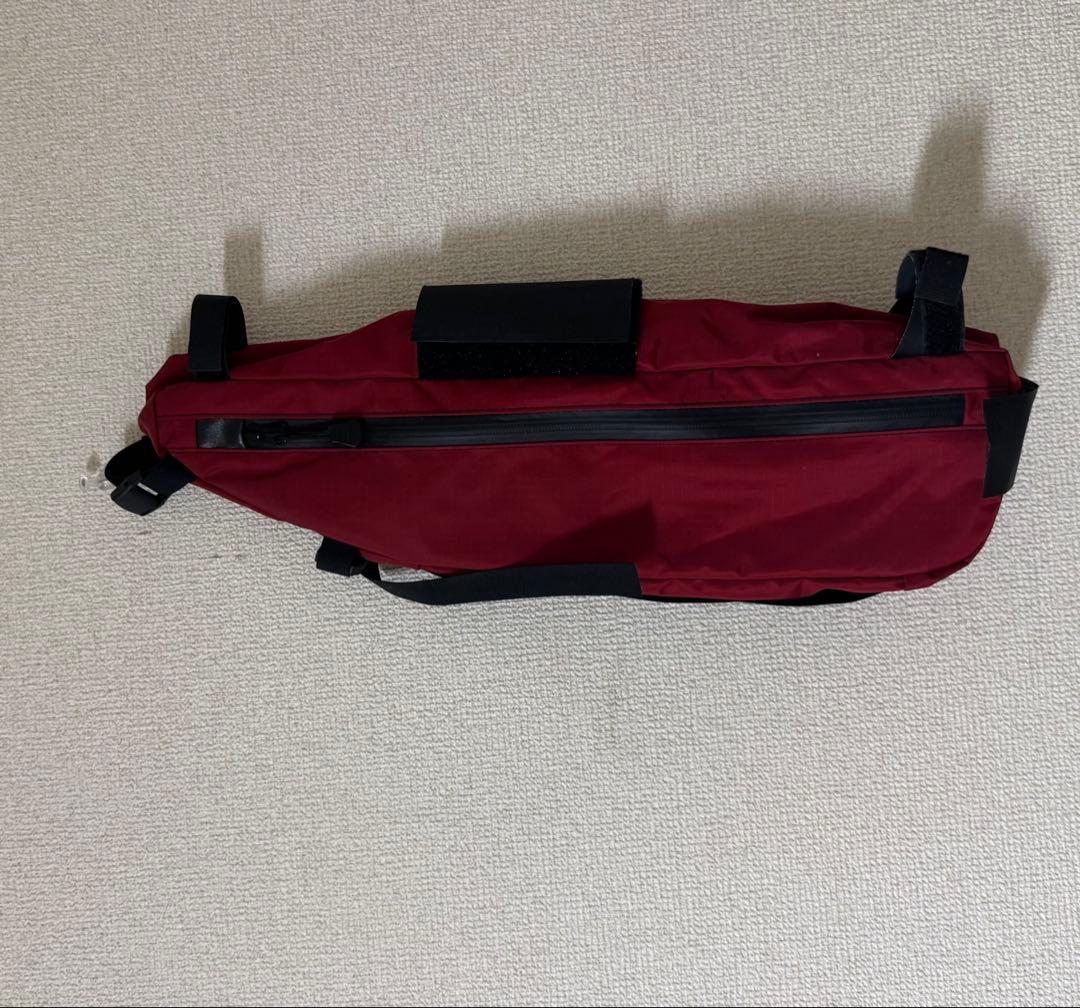 FAIRWEATHER フレームバッグ レッド ブルーラグ Surly