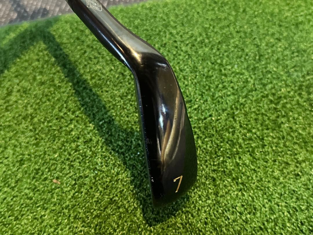 ホンマ BERES ベレス ブラック 7番アイアン 日本限定モデル