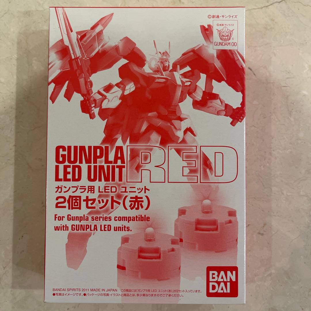 ①MG ジェスタ・キャノン ②ガンプラ LEDユニット２個セット 赤