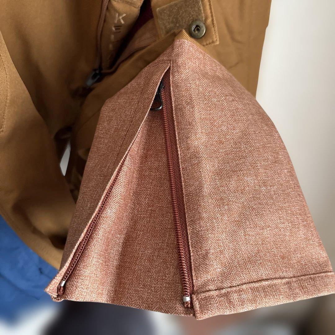 【超美品★スノボウェア上下セット】上scape、下kellan 