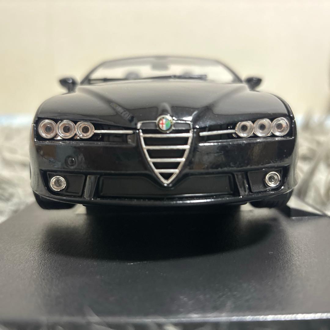 WELLY：☆Alfa Spider アルファロメオ939スパイダー1/18