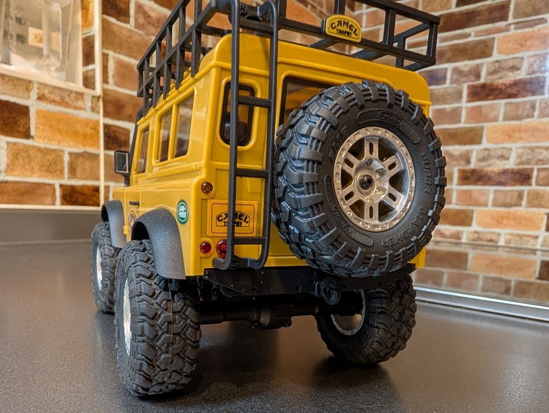 ランドローバー ディフェンダー キャメルトロフィー　FMS24M D90