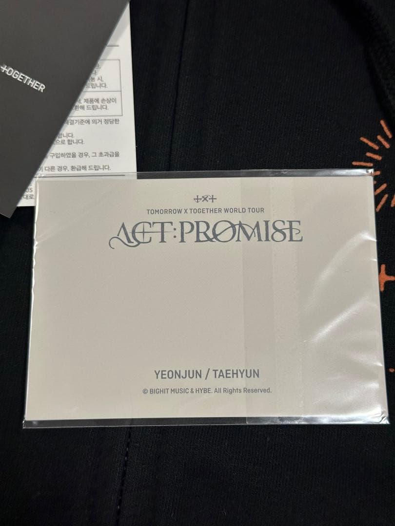 TXT ACT:PROMISE in US パーカーL