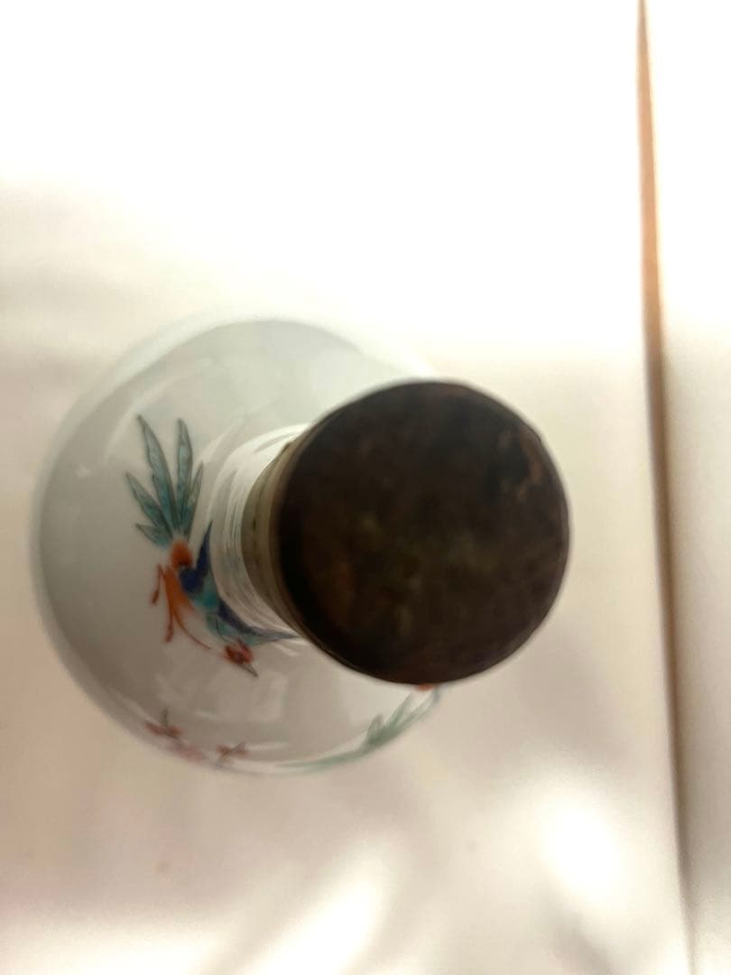 【値下】【未開封】サントリーウィスキー 有田焼 錦鶏菊梅竹文 特級 陶器ボトル