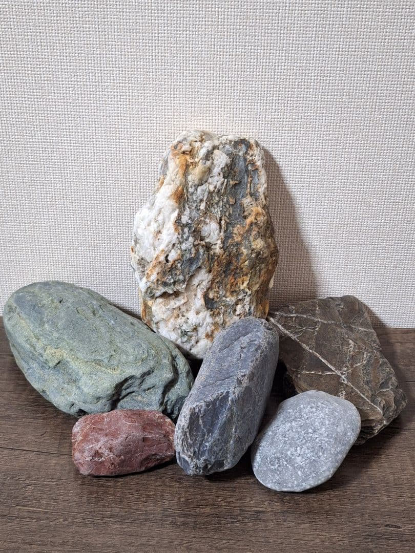 今回限り！徳島県産！カラフル水槽用石６個セット　阿波青石　チャート