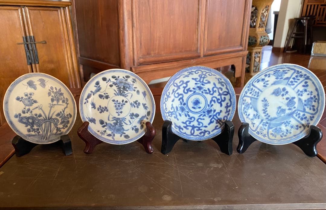 景徳鎮窯染付絵皿　鑑賞台付 ・沈船品　ヴィンテージ　レア ・台湾茶器