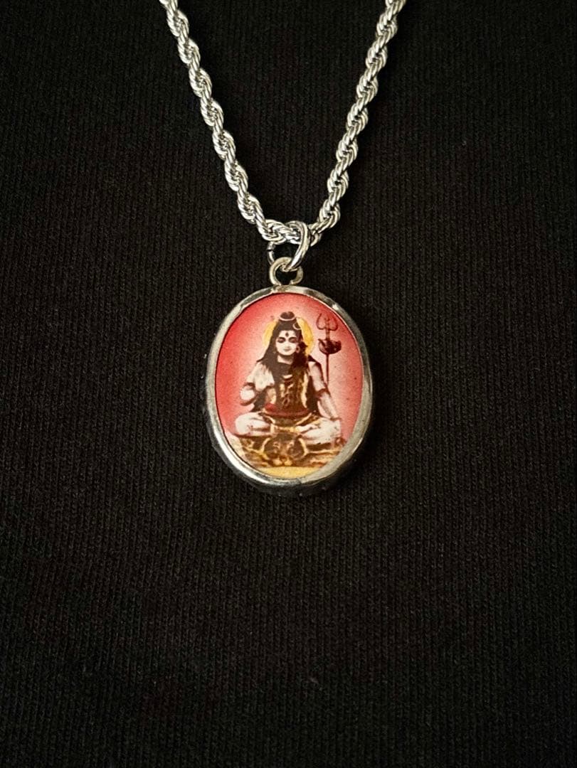 藤井風さん　【完売品】シヴァ《レッド》オームペンダント⭐︎おまけつき