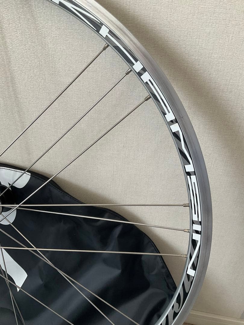 カンパニョーロ　カムシンホイール　シルバー　シマノ&カンパフリー