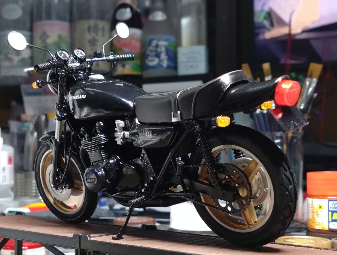 アオシマ 1／12 バイク　Z2 カワサキKawasaki750ブラック完成品