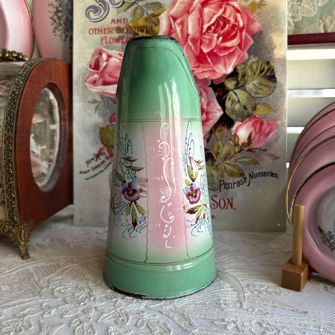 フランスアンティーク　グリーングラデーション　ホーロー水差し