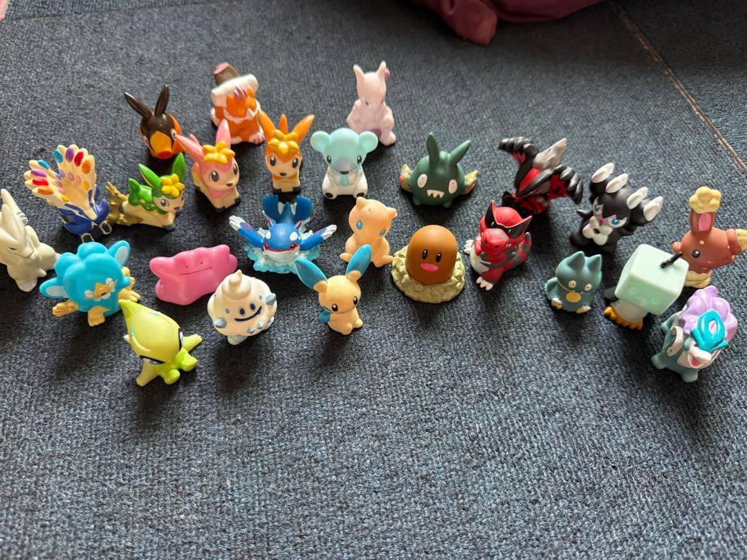 ポケモン指人形107体？フィギア　等