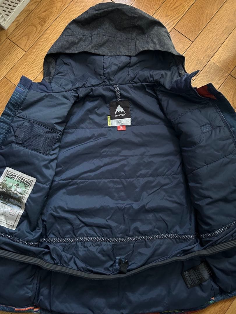 BURTON スノーボードジャケット上下セットMサイズ（140ー147）