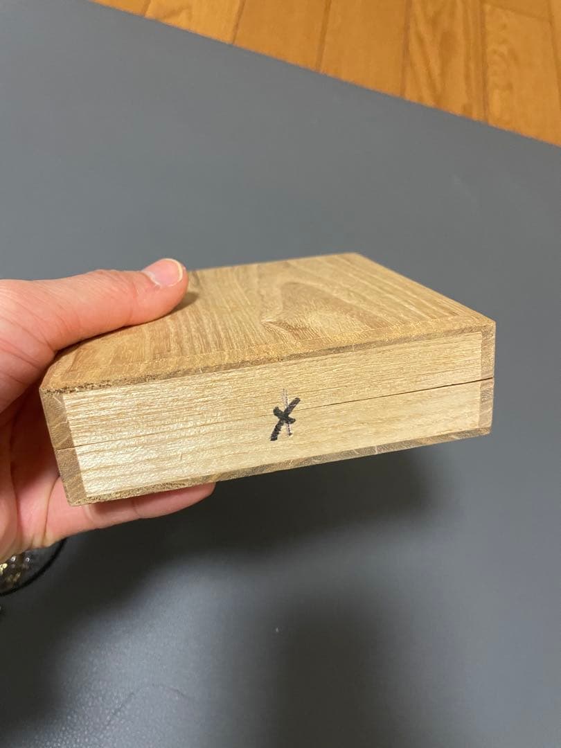 24時間以内発送★まとめ買い割引あり★鍔　刀の鍔 鉄製 刀装具 金　透かし