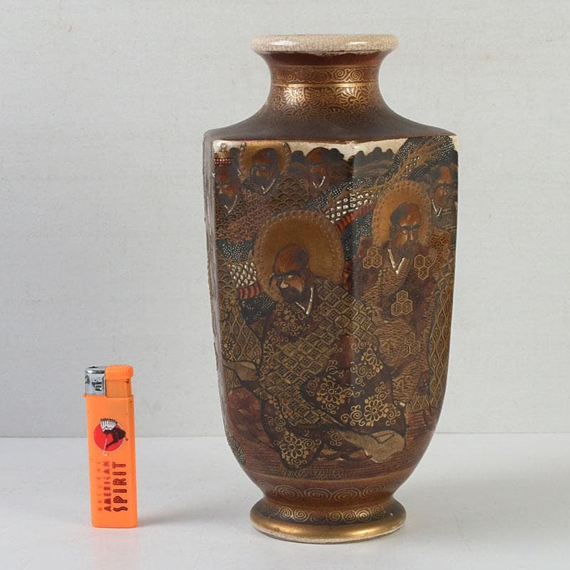 薩摩焼　丸二造　金襴手　羅漢図　花瓶　Z　9602