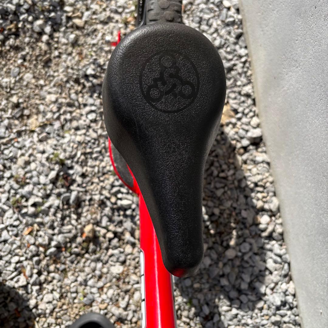 ストライダー スポーツモデル 12インチ レッド 赤 正規品 ST-S4