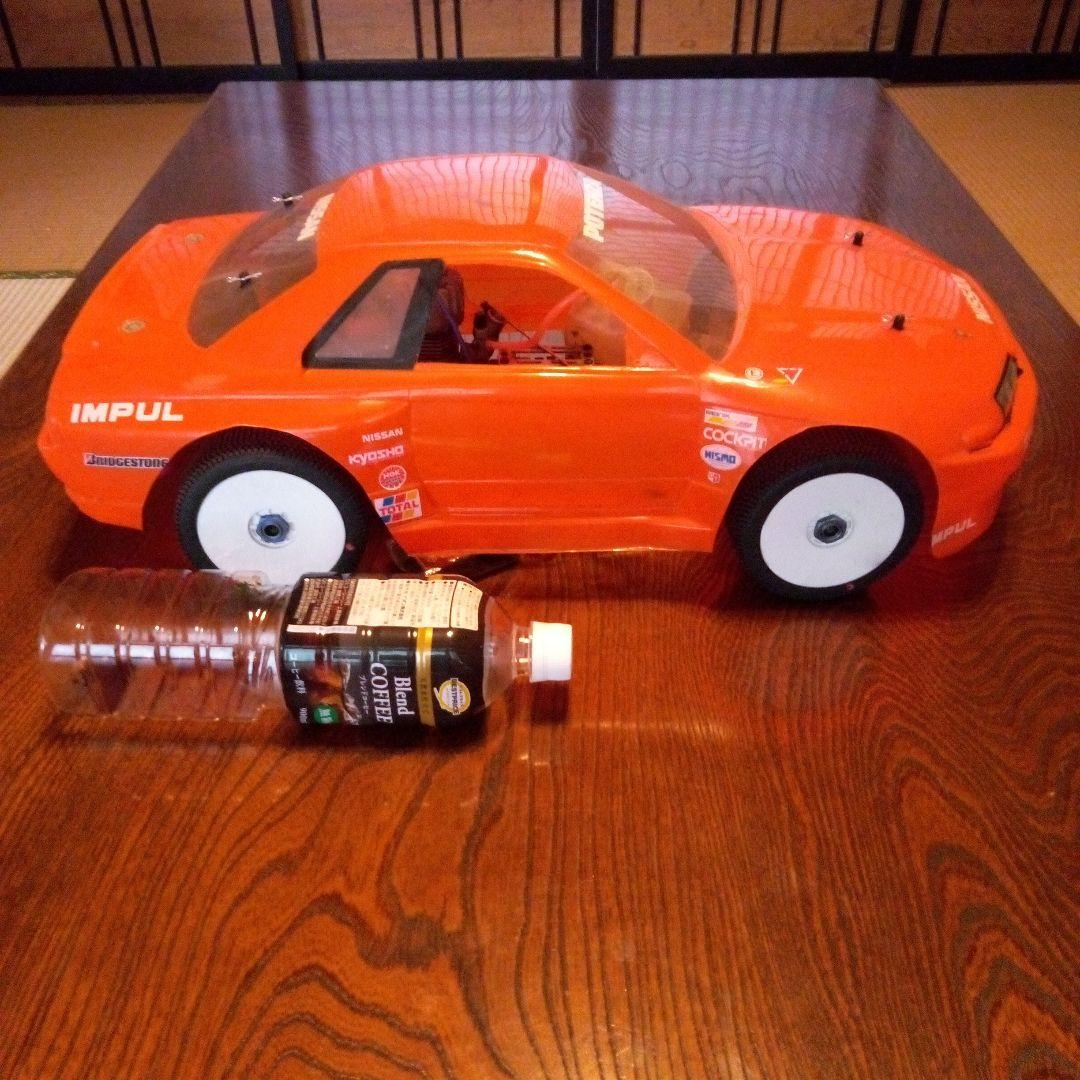 京商エンジンラジコンカー旧エスプリ？