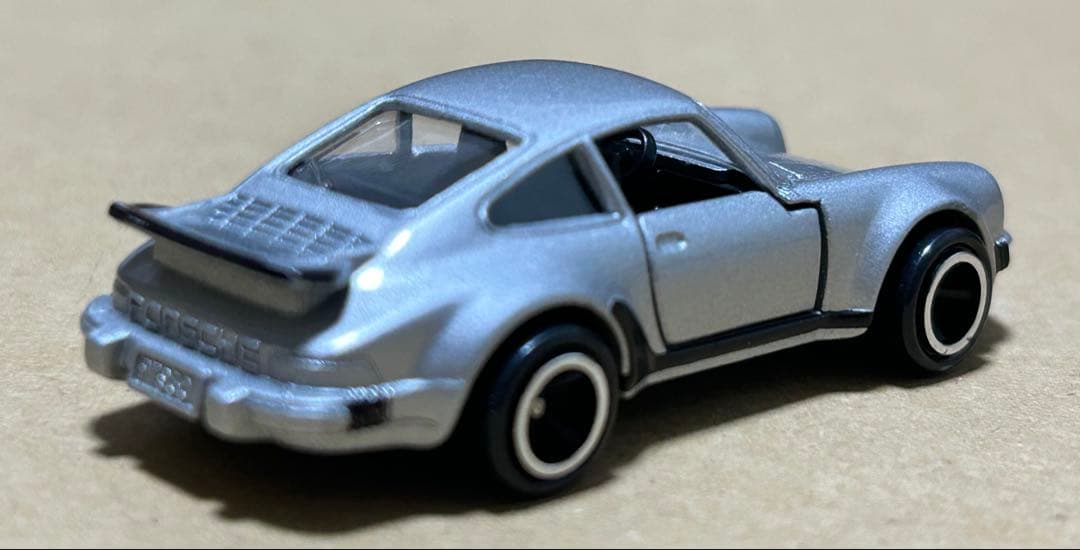 日本製 トミカ ポルシェ930ターボ シルバー