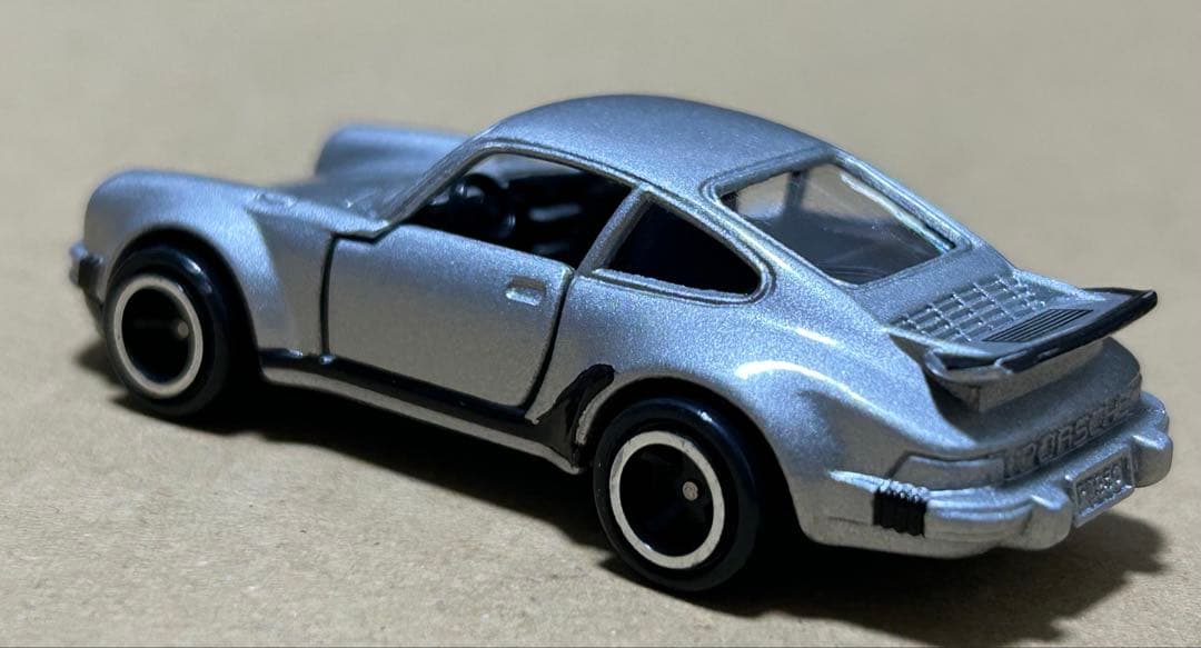 日本製 トミカ ポルシェ930ターボ シルバー