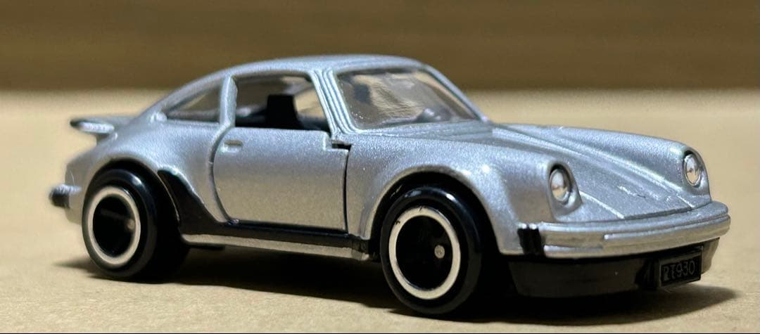 日本製 トミカ ポルシェ930ターボ シルバー