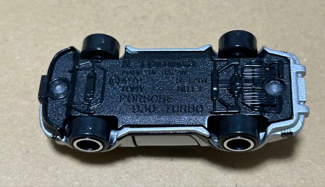 日本製 トミカ ポルシェ930ターボ シルバー