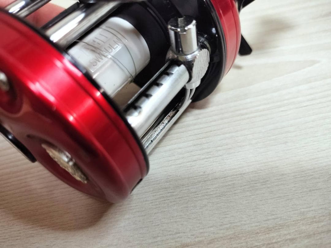 アブガルシタ　ABU アンバサダー5600AL　黒ベロ　ビンテージ　リール