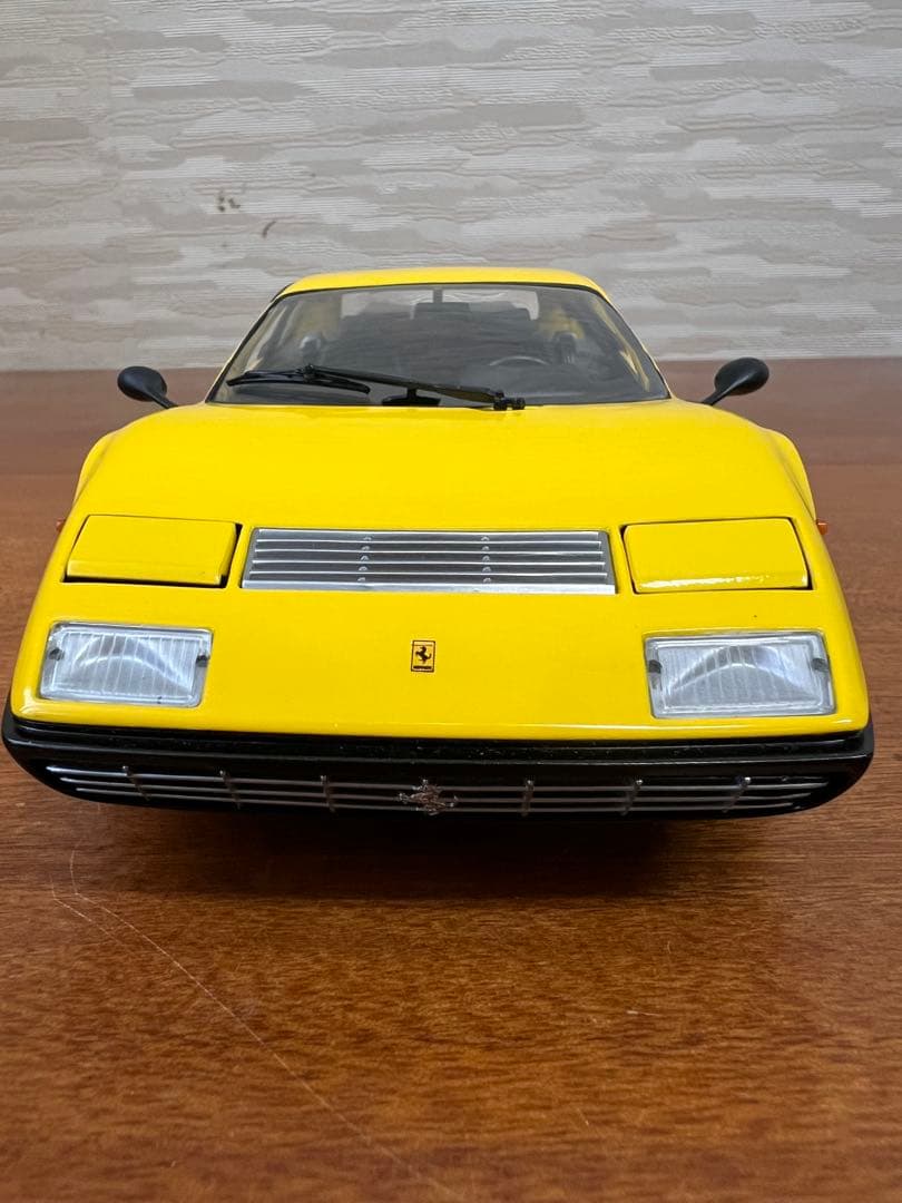 No167 ミニカー1/18 KYOSHO FERRARI 365 GT4 BB
