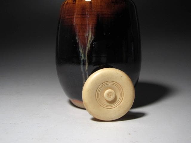 ☆　桶谷定一　肩衝茶入　久田流　十二代　尋牛斎の花押がございます☆y593