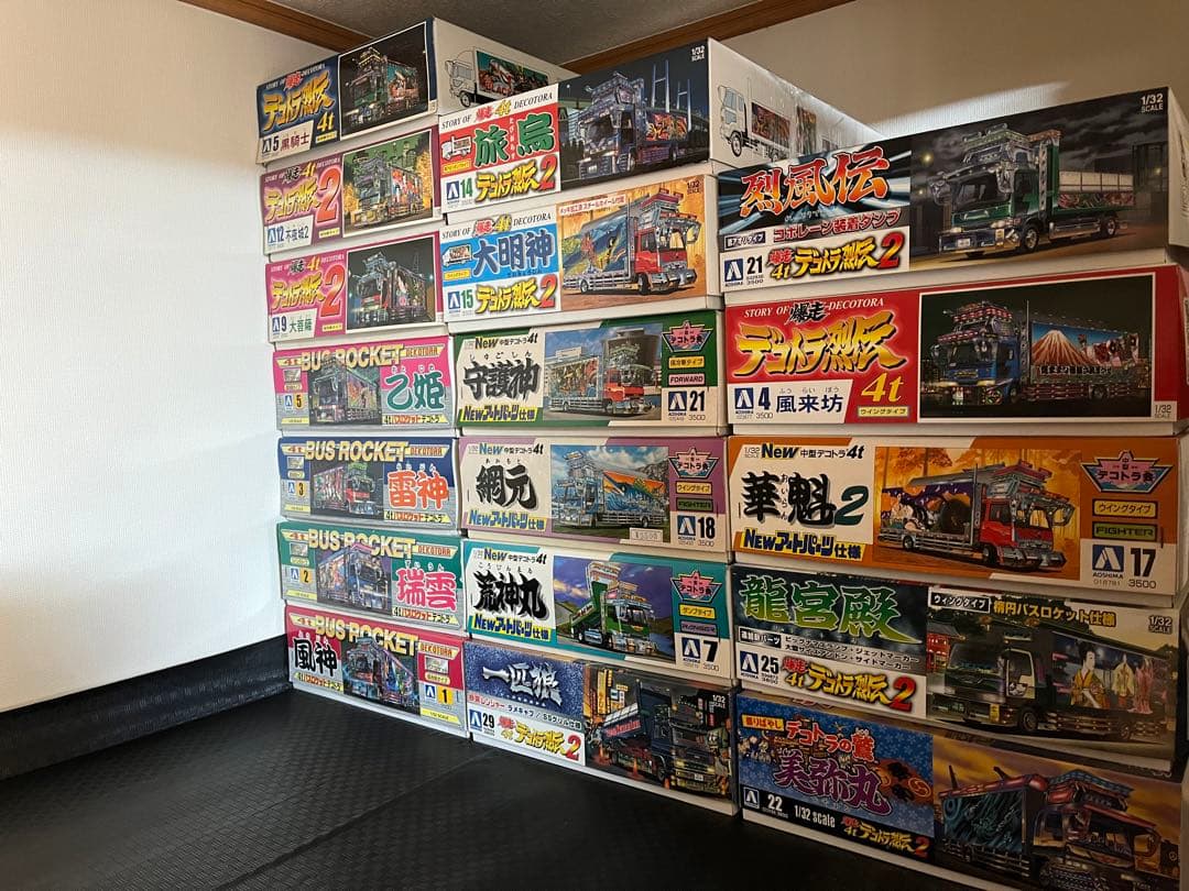 33箱　デコトラ　プラモデル　新品未開封　未使用品