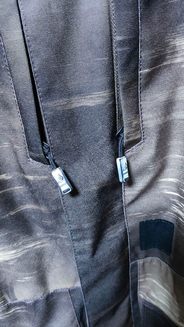 【ボルコム VOLCOM】スノーボードウェア 総柄 メンズL