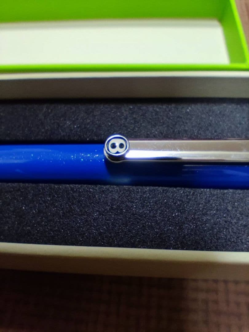 BENTLEY 青 ボールペン